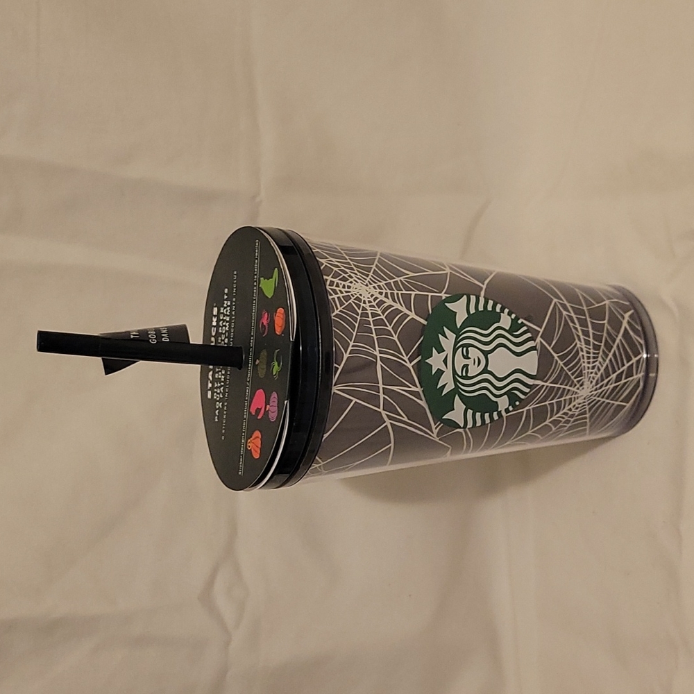 Starbucks grande Halloween 2021 glow in the dark spider web Tumblr